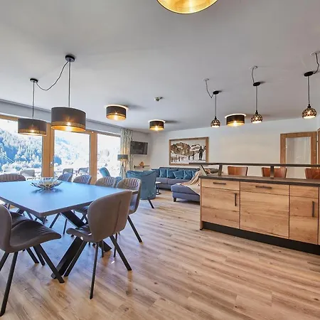 Alpenparks & Steve Aparthotel Viehhofen