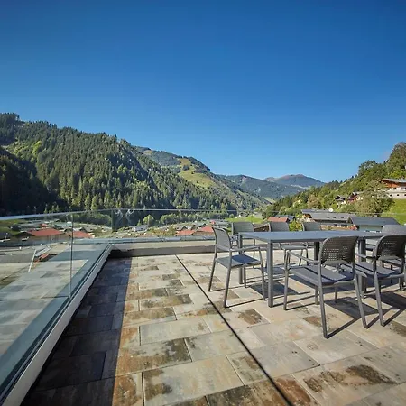 Alpenparks & Steve Viehhofen