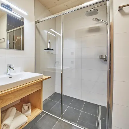 Aparthotel Alpenparks & Steve Viehhofen