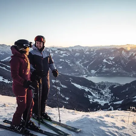 Aparthotel Alpenparks & Steve 4*