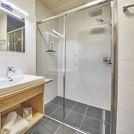 Aparthotel Alpenparks & Steve