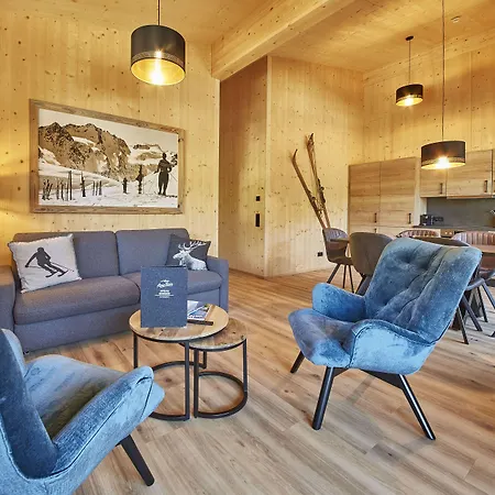 Alpenparks & Steve 4*