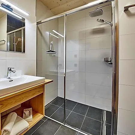 Alpenparks & Steve Lejlighedshotel 4*