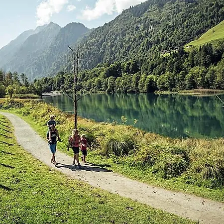 Alpenparks & Steve Апарт-отель