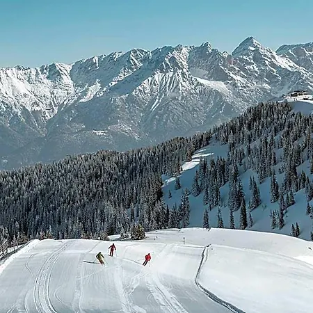 Апарт-отель Alpenparks & Steve Фихофен
