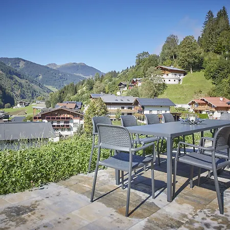 Lägenhetshotell Alpenparks & Steve Viehhofen